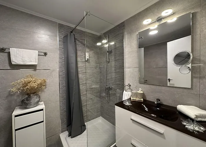 La Colina Nest Apartment